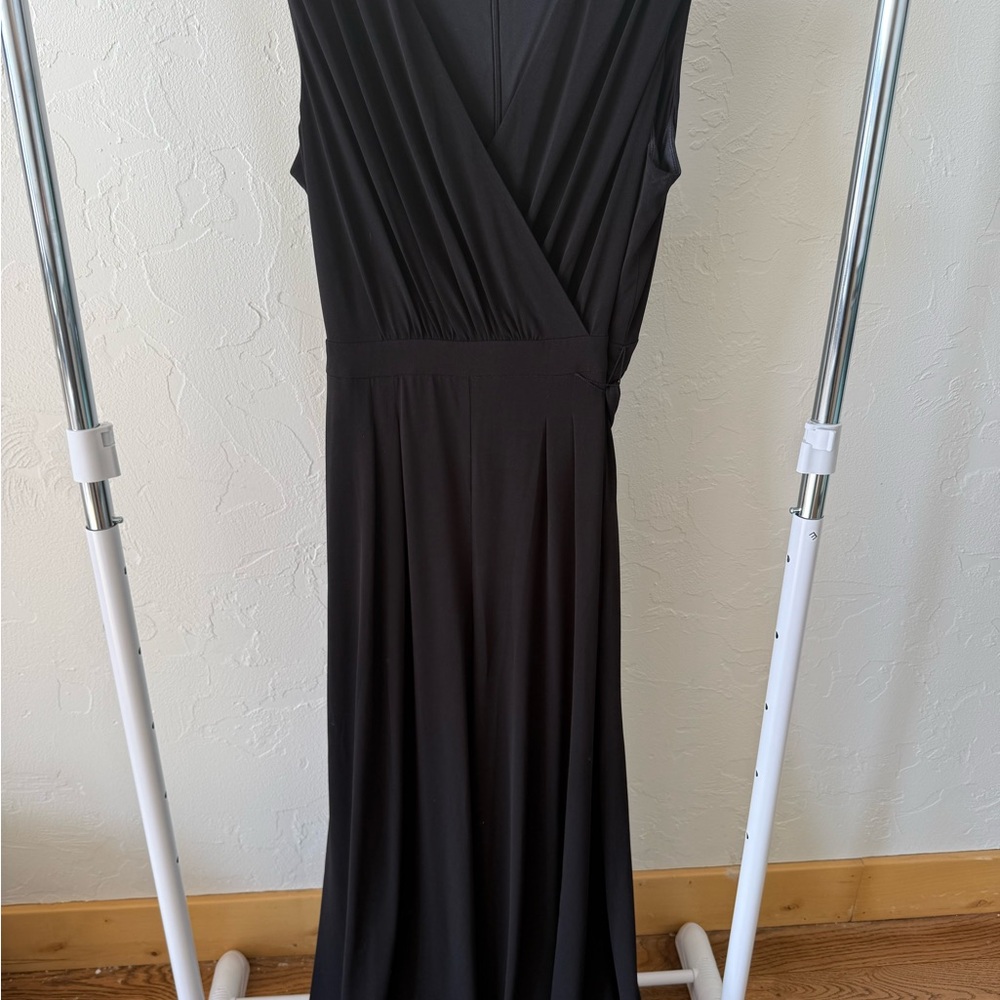 Vince Camuto Black flowy jumpsuit